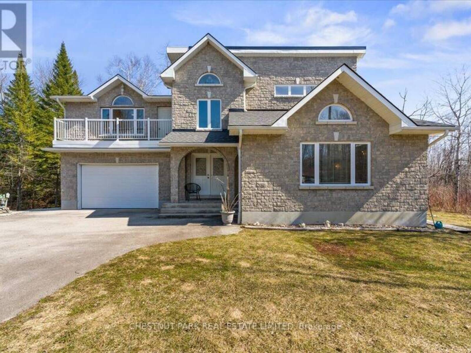 35 SAUBLE WOODS CRESCENT, South Bruce Peninsula, Ontario N0H 2G0