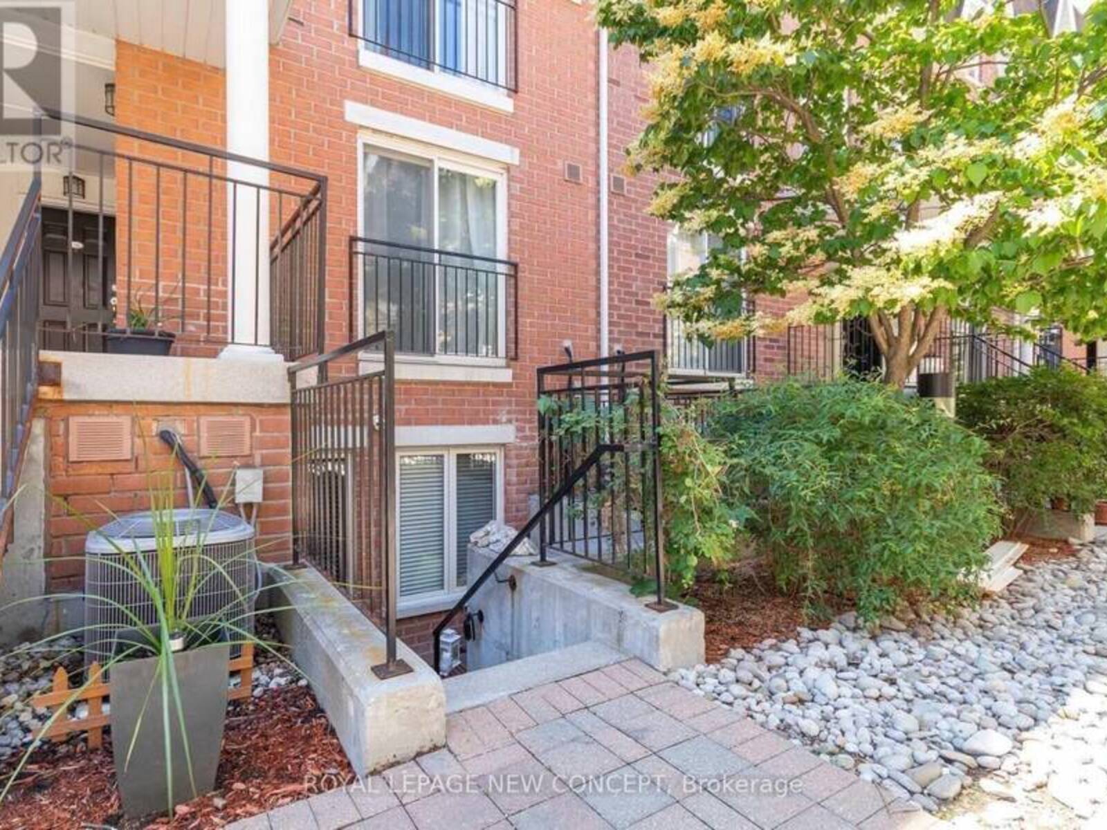 TH725 - 10 LAIDLAW STREET, Toronto, Ontario M6K 1X2