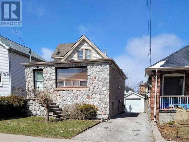 8 TILDEN CRESCENT Toronto Ontario, M9P 1V5