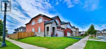 18 VALLEYBROOK DRIVE | Kitchener Ontario | Slide Image One