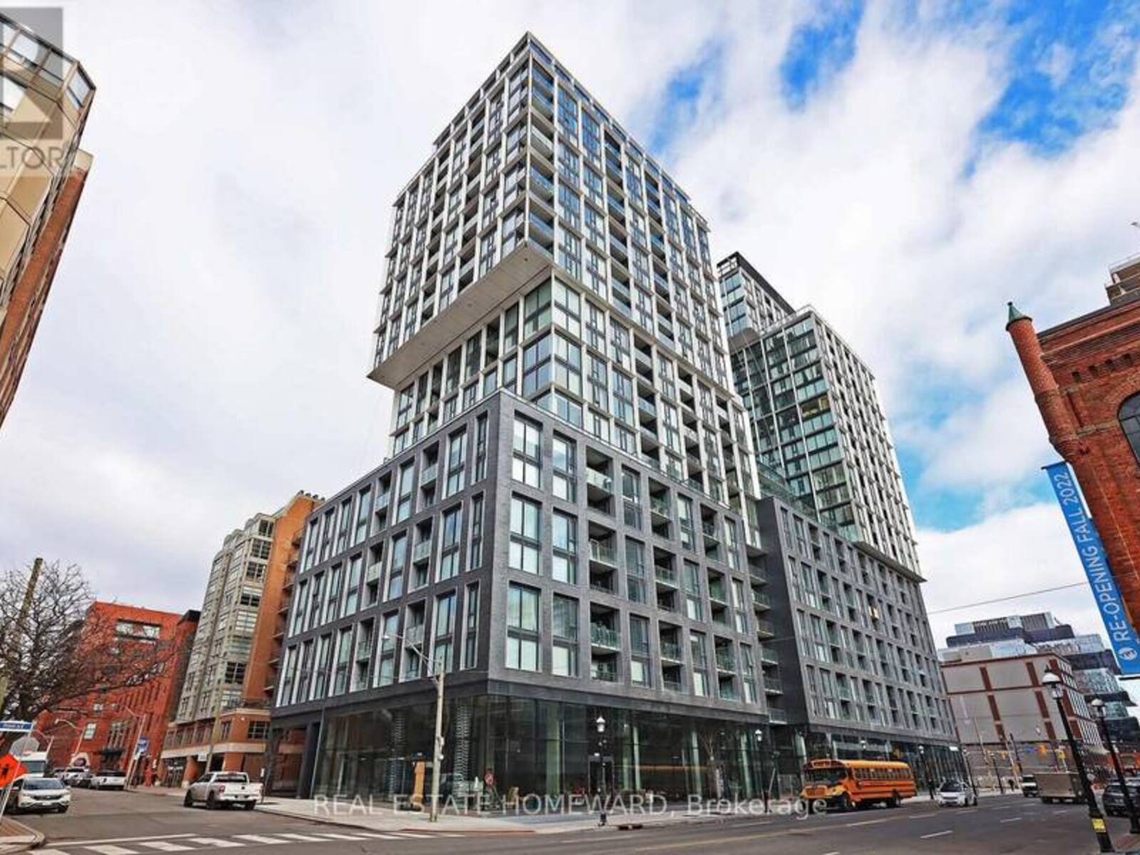 706 - 158 FRONT STREET, Toronto, Ontario M5A 1E5