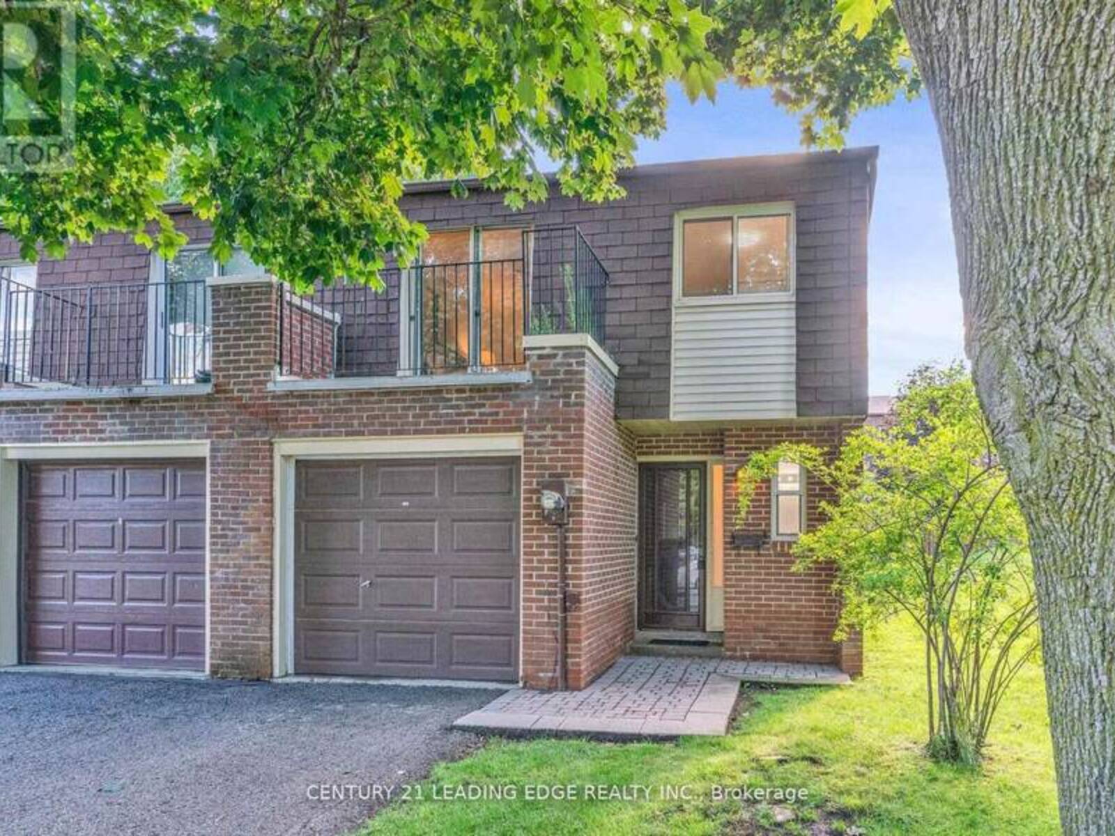 30 EDGAR WOODS ROAD, Toronto, Ontario M2H 2Y7