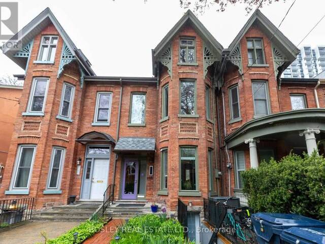 108 SEATON STREET Toronto Ontario, M5A 2T3