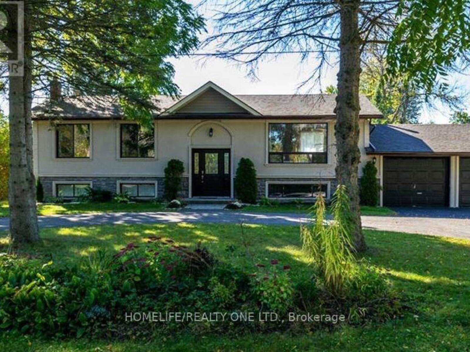 329 LAKESHORE ROAD, Brighton, Ontario K0K 1H0