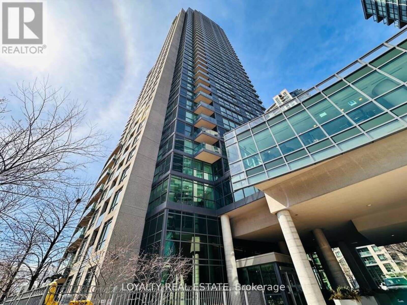 2606 - 215 FORT YORK BOULEVARD, Toronto, Ontario M5V 4A2