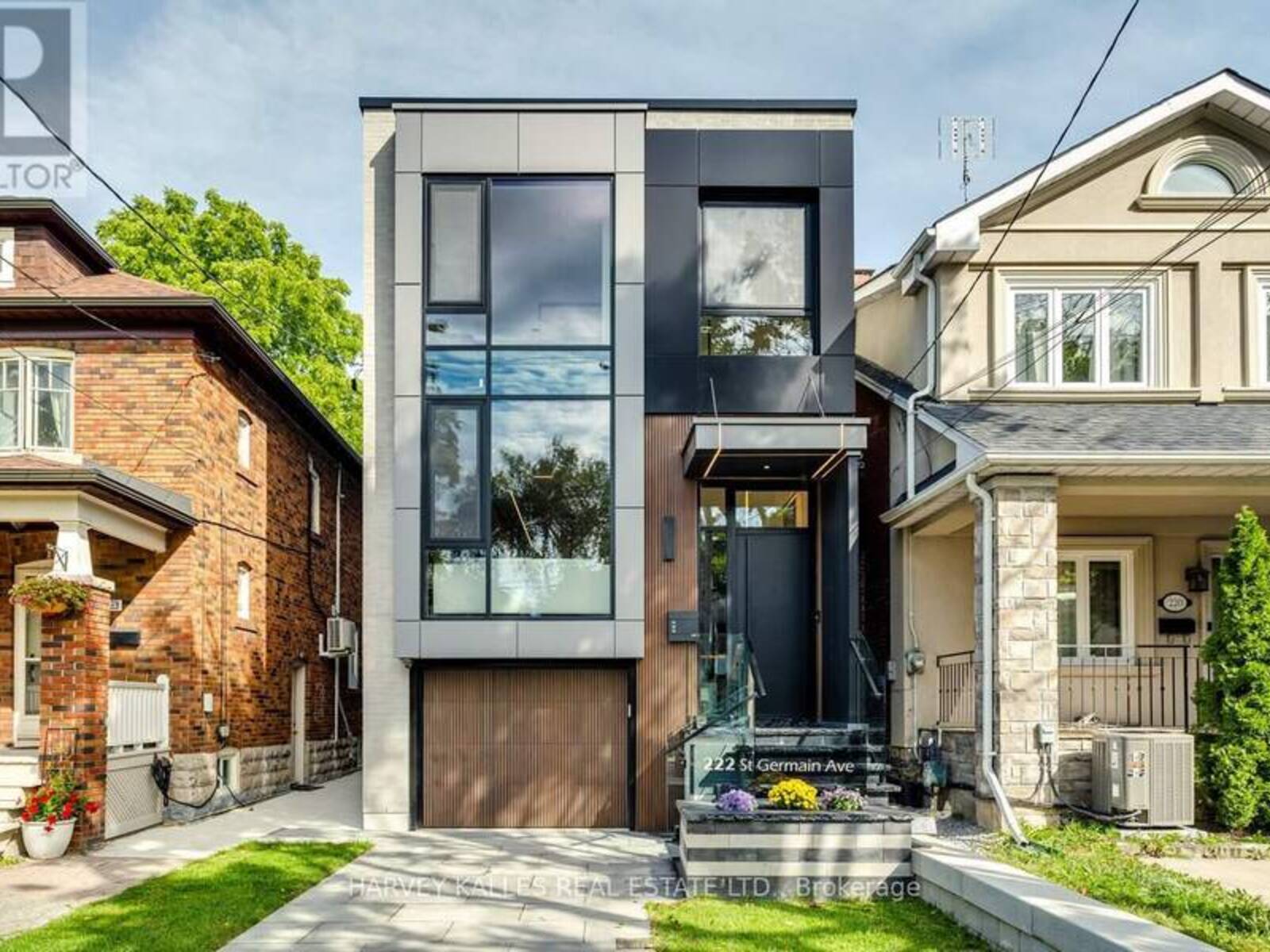 222 ST GERMAIN AVENUE, Toronto, Ontario M5M 1W1