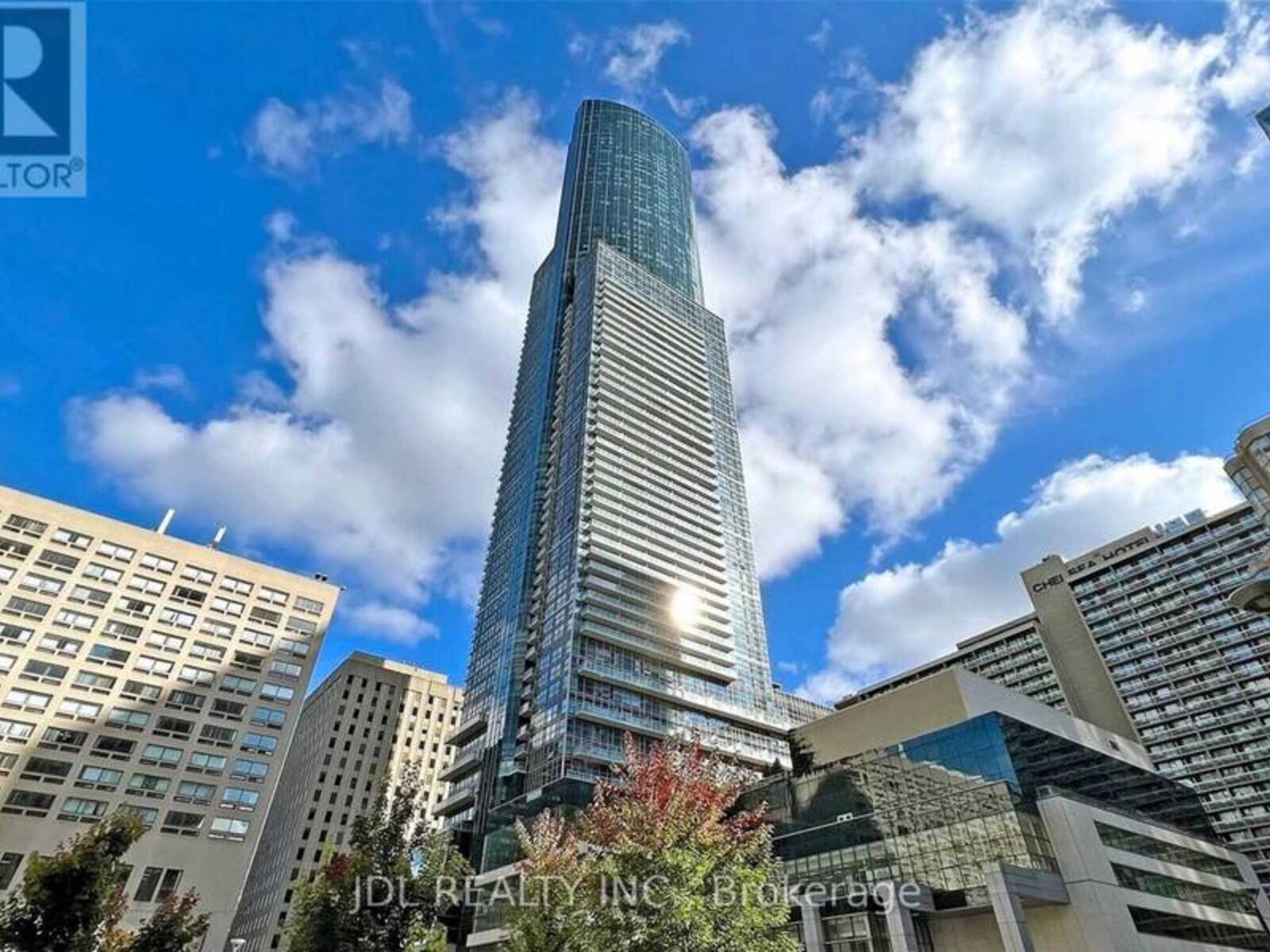 3213 - 386 YONGE STREET, Toronto, Ontario M5B 0A5