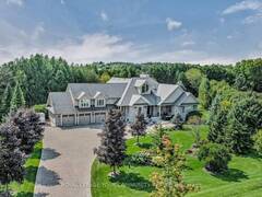 25 RIVERSTONE COURT East Gwillimbury Ontario, L0G 1V0