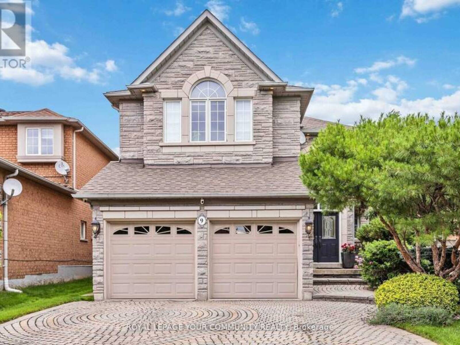 9 ALPINE CRESCENT, Richmond Hill, Ontario L4S 1W8