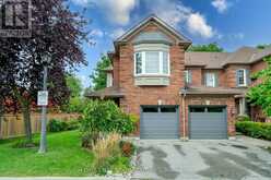 21 - 2 MARY GAPPER CRESCENT | Richmond Hill Ontario | Slide Image One