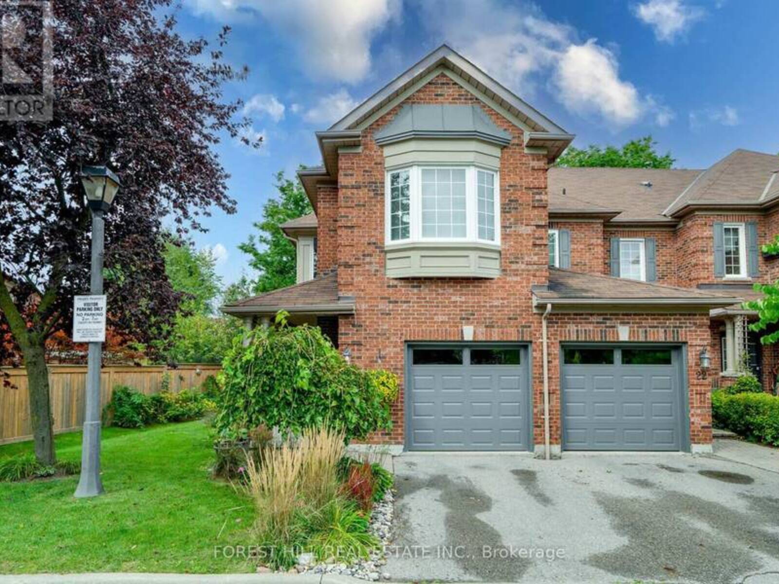 21 - 2 MARY GAPPER CRESCENT, Richmond Hill, Ontario L4C 0J4