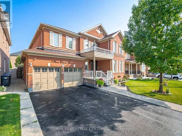 7 PRINCE EDWARD BOULEVARD Brampton Ontario, L6P 2E1