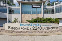 3206 - 2240 LAKE SHORE BOULEVARD W | Toronto Ontario | Slide Image Eighteen