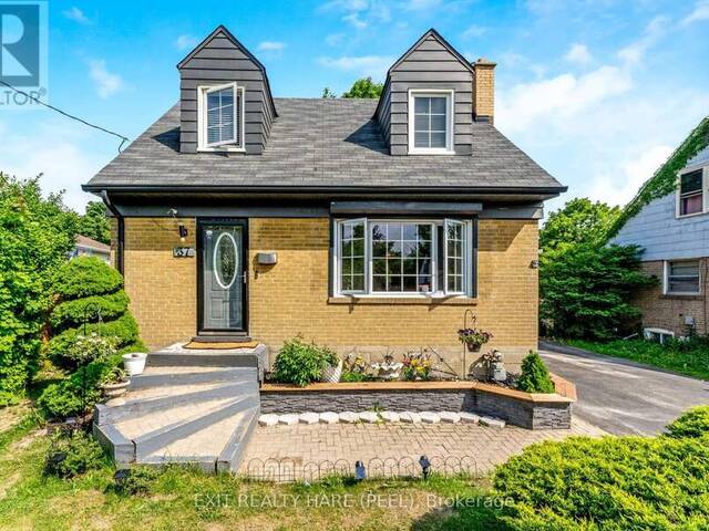 37 MCCAUL STREET Brampton Ontario, L6V 1J1