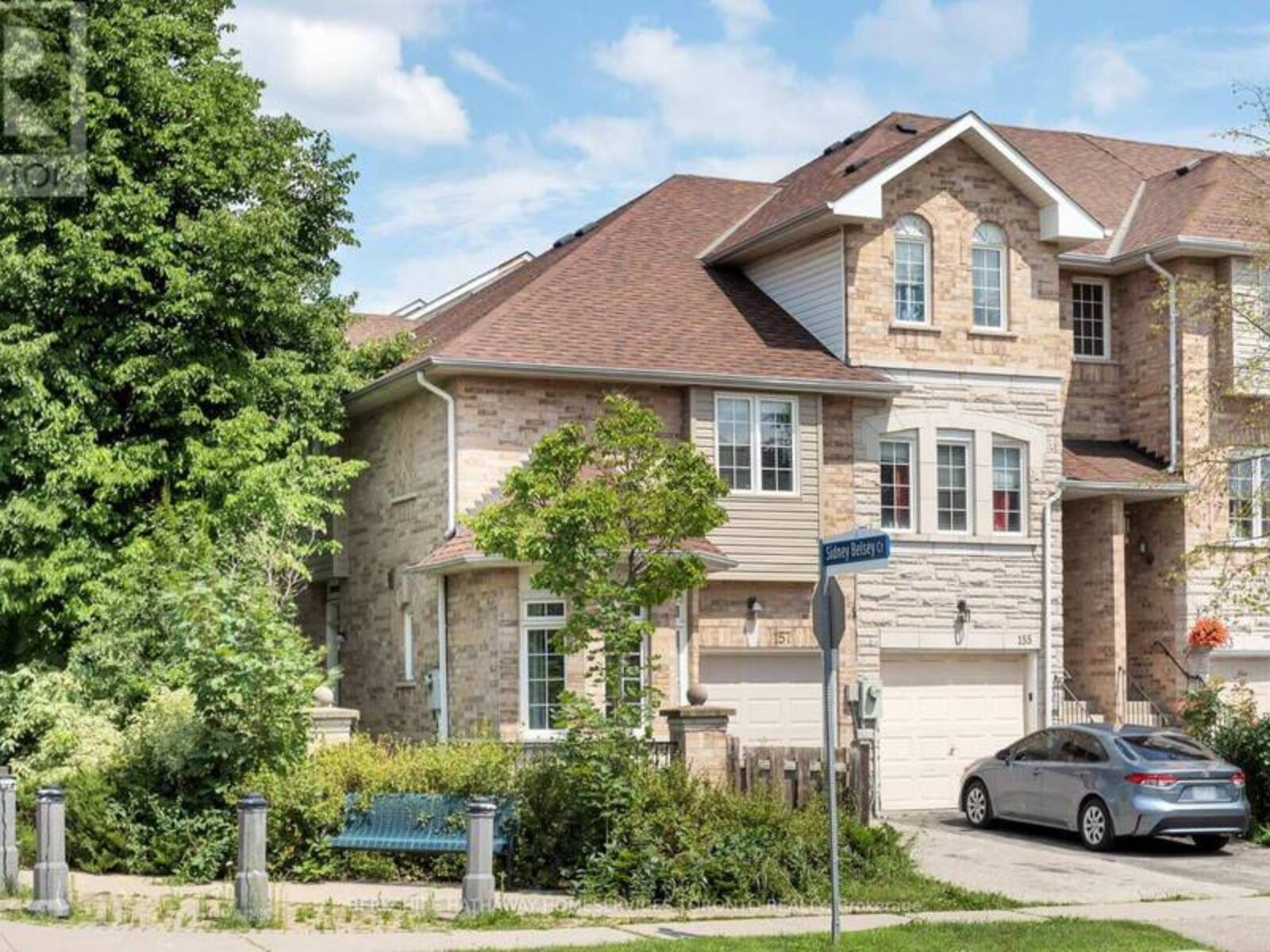 157 CHARLTON SETTLEMENT AVENUE, Toronto, Ontario M6M 5J2