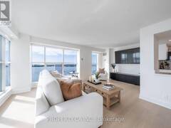 2707 - 99 HARBOUR SQUARE Toronto Ontario, M5J 2H2