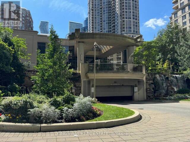 3009 - 3880 DUKE OF YORK BOULEVARD Mississauga Ontario, L5B 4M7