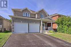 4 GLENDOWER CRESCENT | Georgina Ontario | Slide Image Two