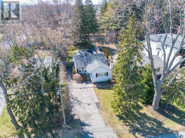 1218 LAKEBREEZE DRIVE Mississauga Ontario, L5G 3W6