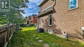 27 BOXHILL ROAD | Markham Ontario | Slide Image Thirty-six