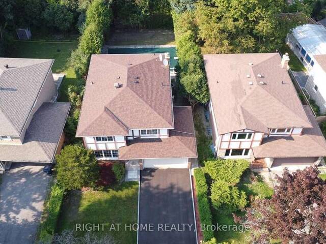 20 BRADENTON DRIVE Toronto Ontario, M2H 1Y5