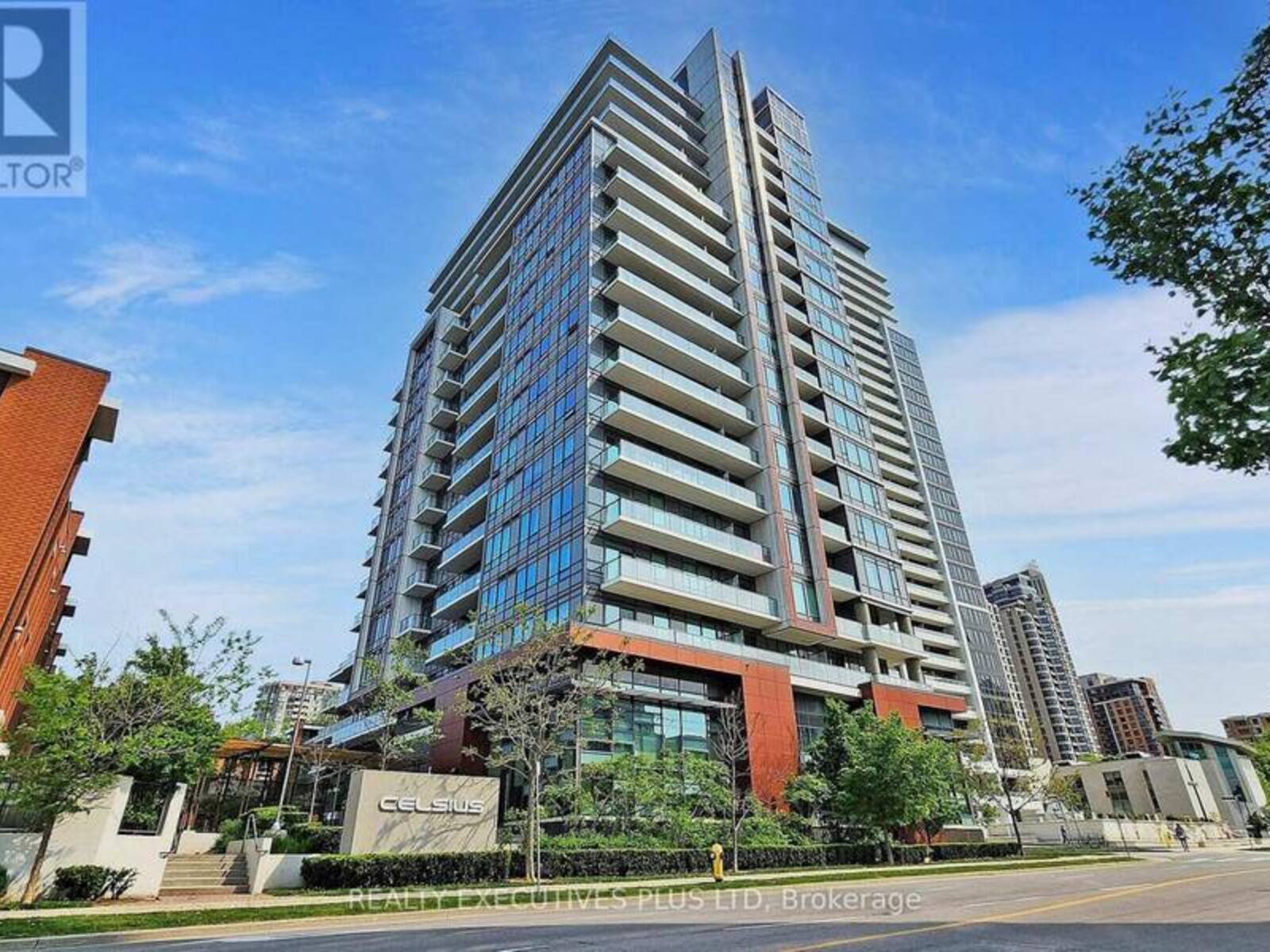 612 - 68 CANTERBURY PLACE, Toronto, Ontario M2N 0H8