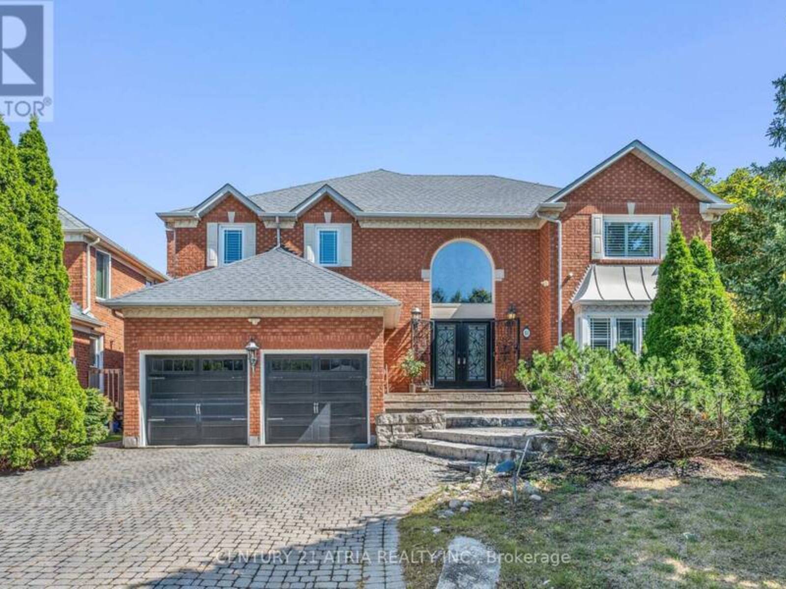 41 STRATHEARN AVENUE, Richmond Hill, Ontario L4B 2G3