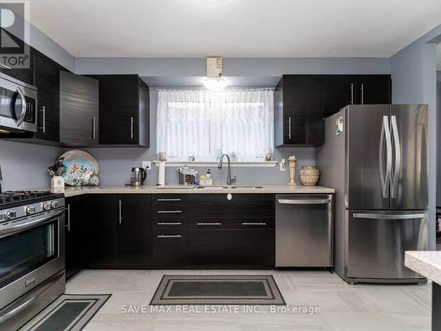 8 EDWIN DRIVE Brampton Ontario, L6Y 1A1