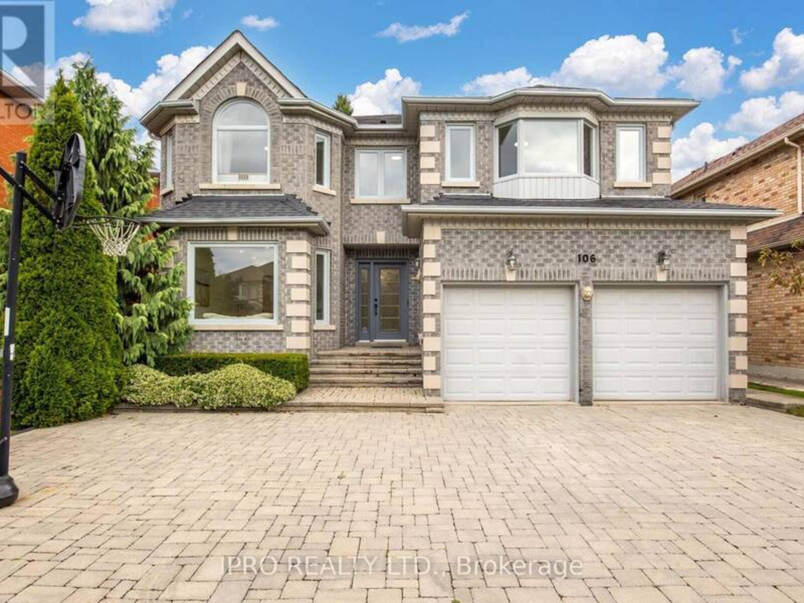 106 HIDDEN TRAIL AVENUE, Richmond Hill, Ontario L4C 0H1