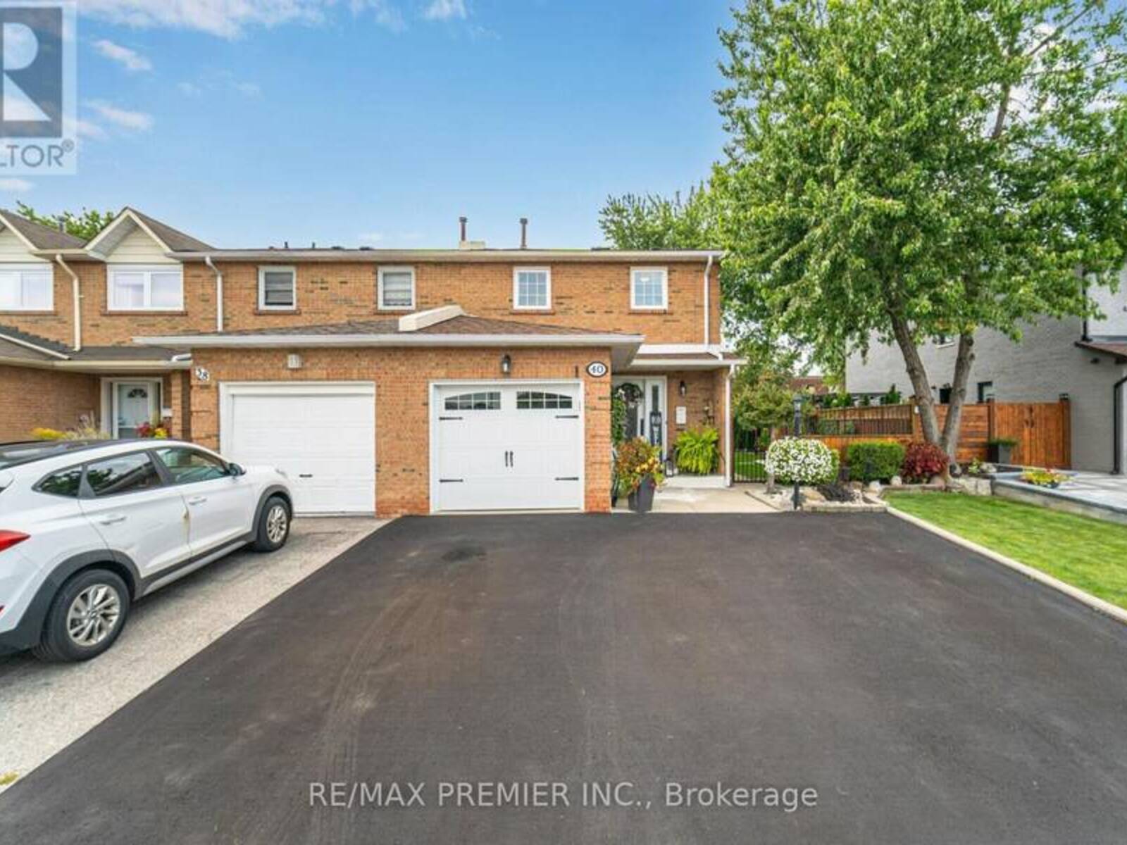 40 AGINCOURT ROAD, Vaughan, Ontario L4L 2Z9