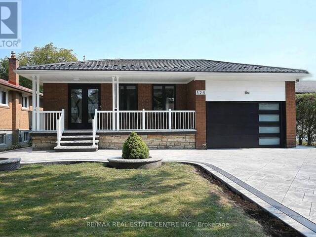 526 SELSEY DRIVE Mississauga Ontario, L5A 1B9