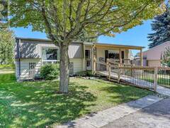 4 WHEELHOUSE DRIVE Clarington Ontario, L1B 1B9