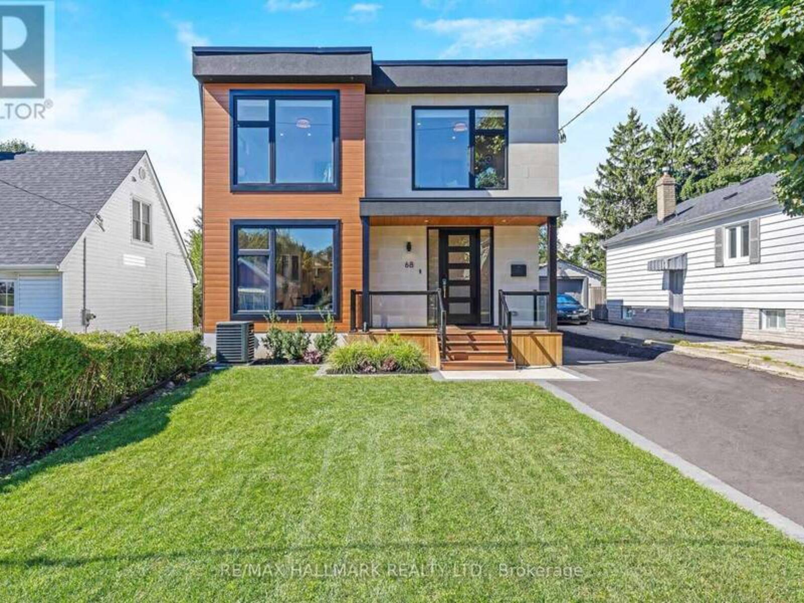 68 HAREWOOD AVENUE, Toronto, Ontario M1M 2R3