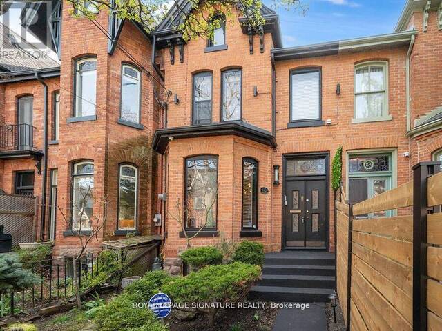 102 SEATON STREET Toronto Ontario, M5A 2T3