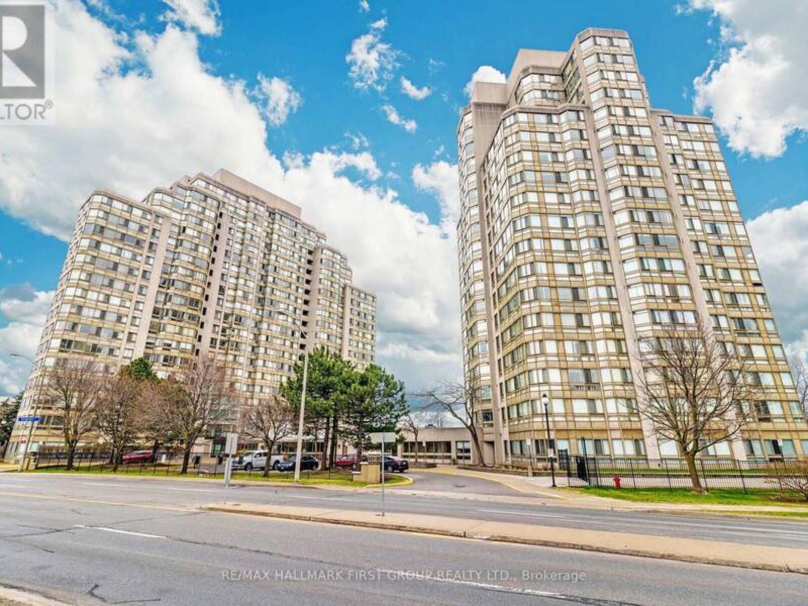 1811 - 3233 EGLINTON AVENUE E, Toronto, Ontario M1J 3N6