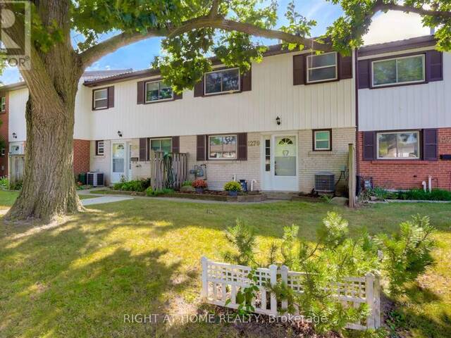 14 - 1279 REDBANK CRESCENT W Oakville Ontario, L6H 1Y4