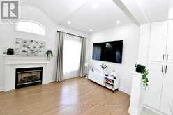 6 BRUMSTEAD DRIVE | Richmond Hill Ontario | Slide Image Eleven