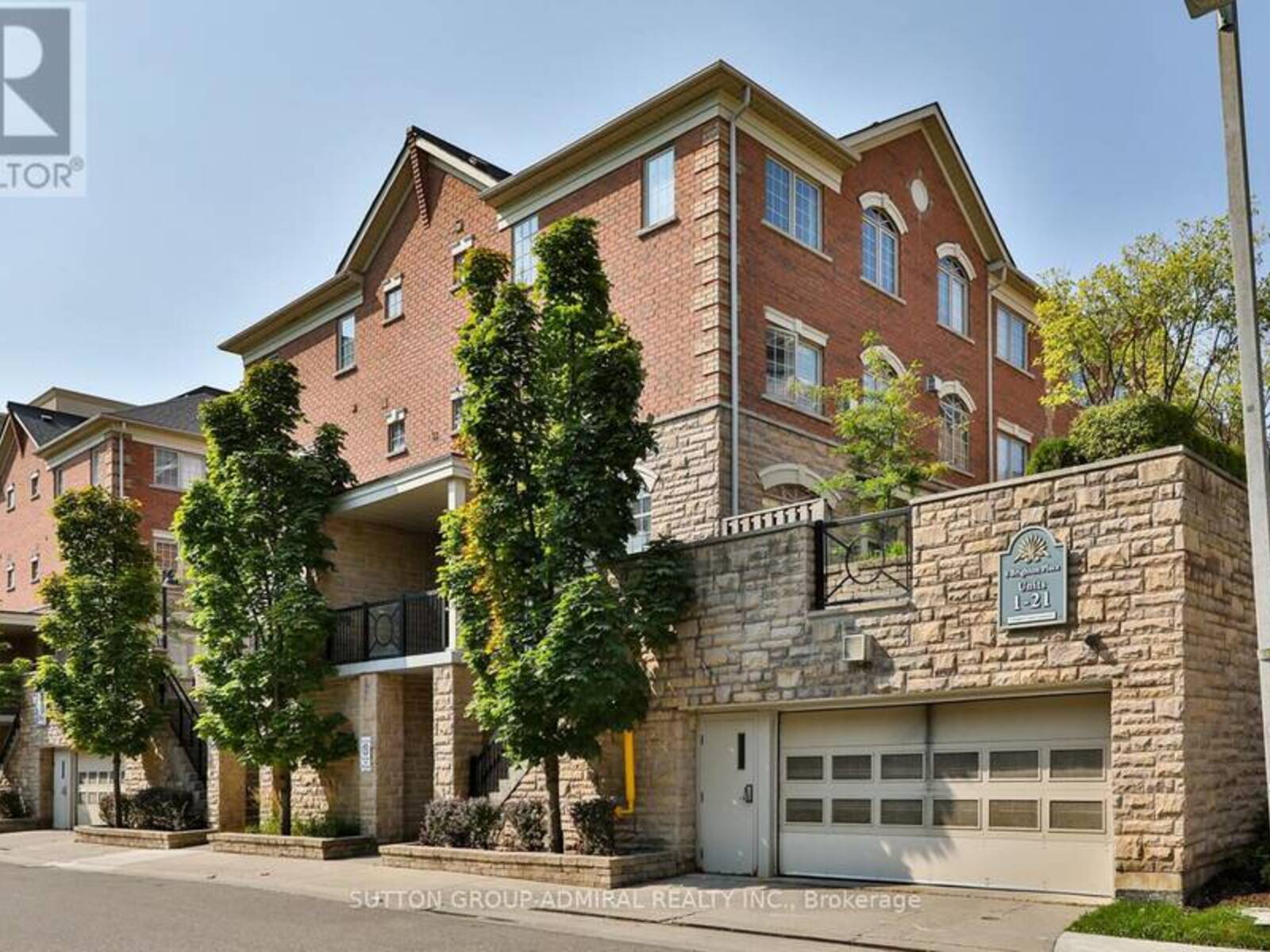 12 - 8 BRIGHTON PLACE, Vaughan, Ontario L4J 0E3