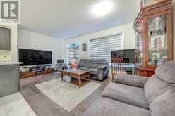 5 REIGN LANE | Markham Ontario | Slide Image Twelve