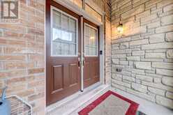 5 REIGN LANE | Markham Ontario | Slide Image Four