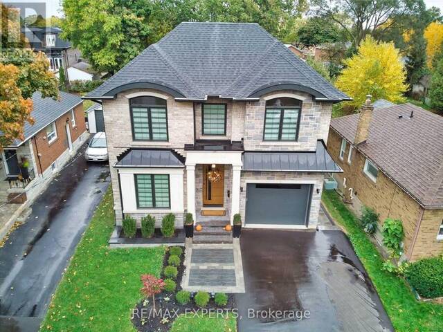 48 ENFIELD AVENUE W Toronto Ontario, M8W 1T8