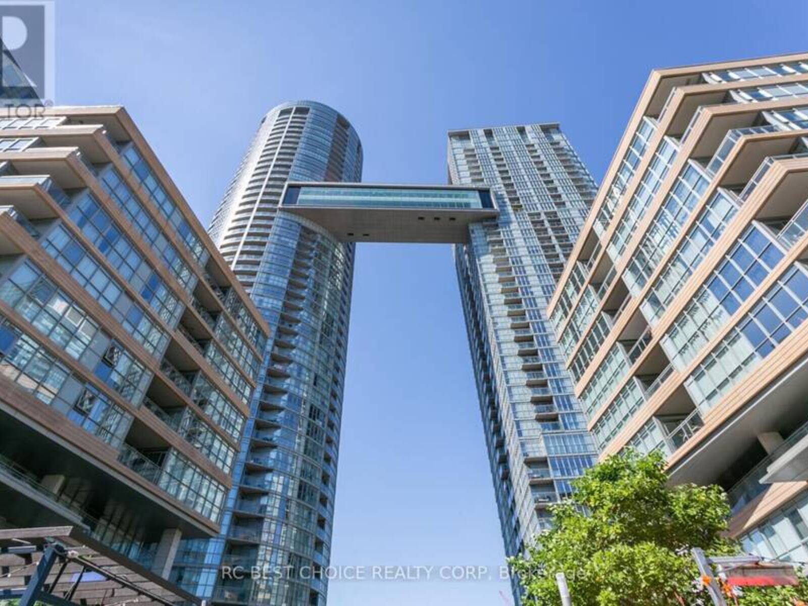 3903 - 15 ICEBOAT TERRACE, Toronto, Ontario M5V 4A5