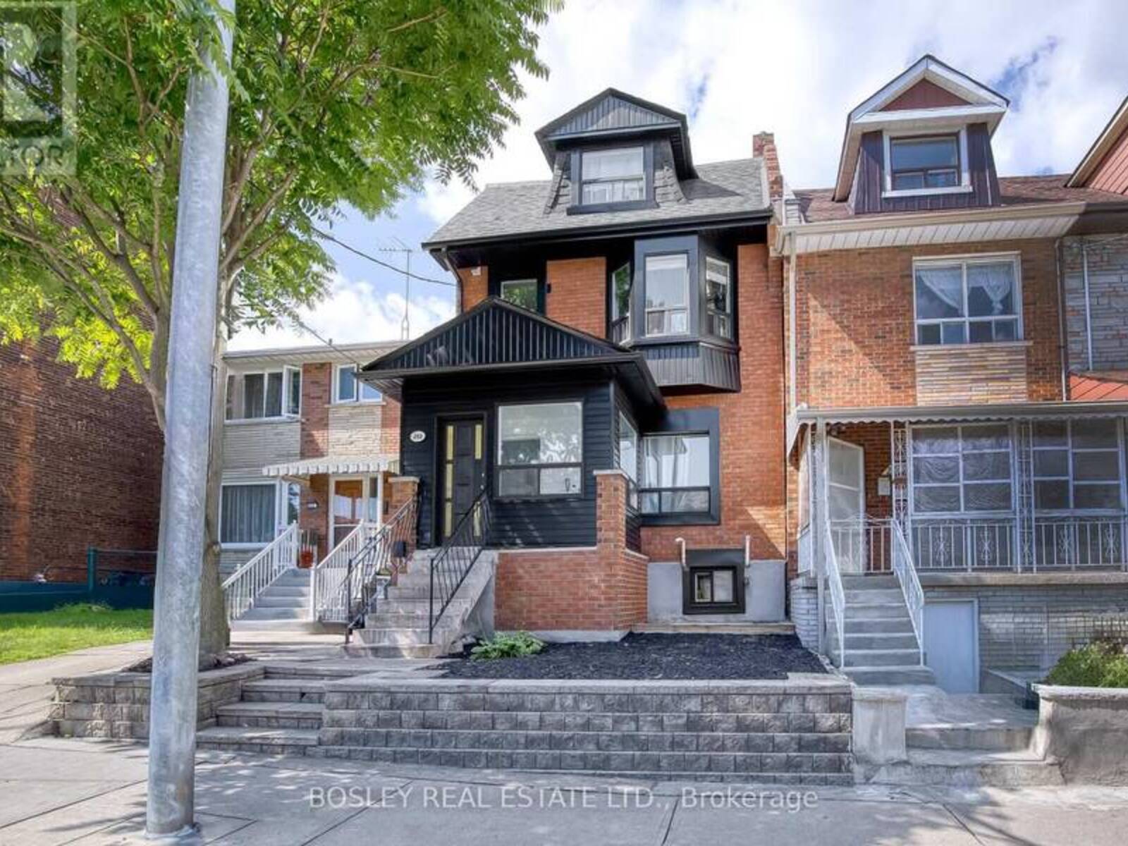 282 OSSINGTON AVENUE, Toronto, Ontario M6H 2W6