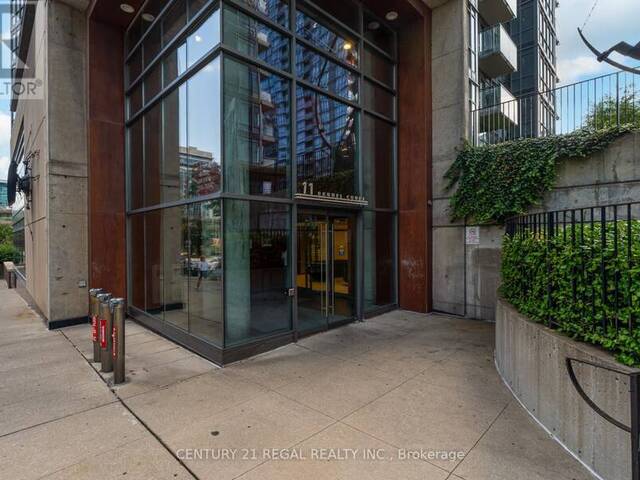 216 - 11 BRUNEL COURT Toronto Ontario, M5V 3Y3