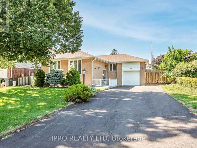 22 ARGYLE CRESCENT Brampton Ontario, L6T 1N1