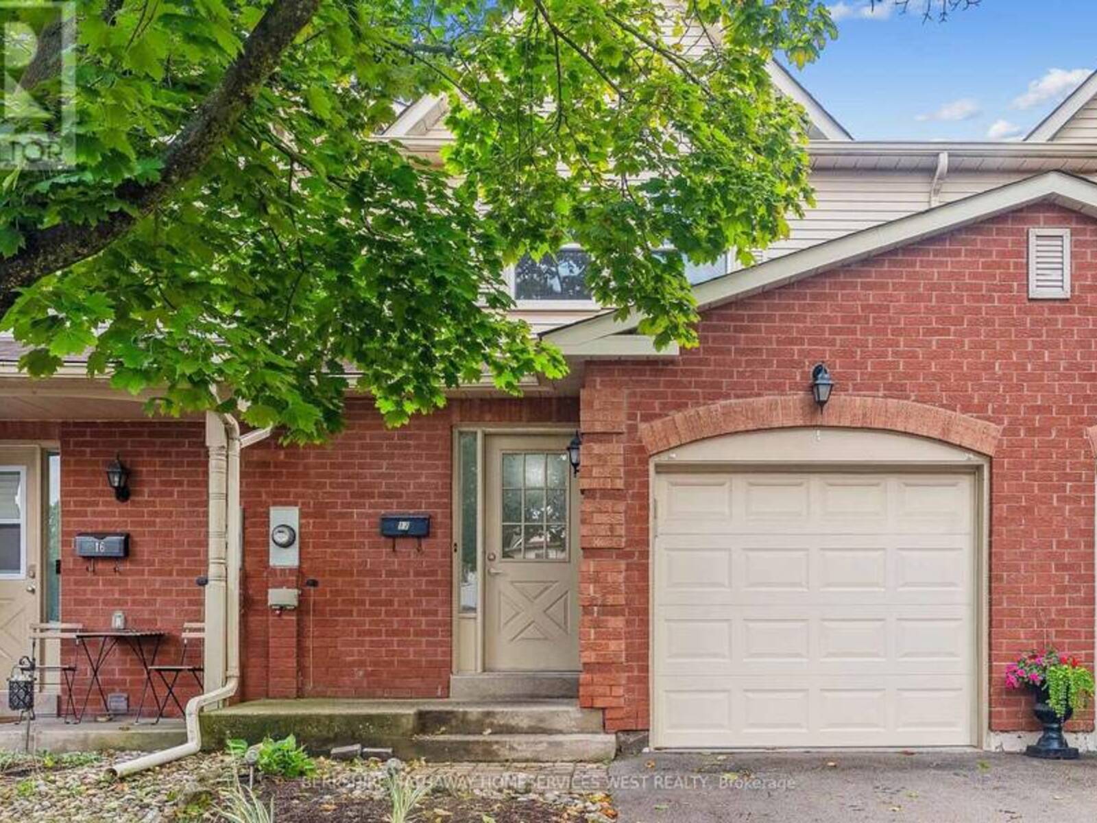 17 - 415 RIVER OAKS BOULEVARD W, Oakville, Ontario L6H 5P7