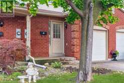 17 - 415 RIVER OAKS BOULEVARD W | Oakville Ontario | Slide Image Three