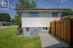 228 PLUMTREE DRIVE | Burlington Ontario | Slide Image Thirty