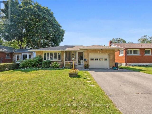 59 MAYWOOD ROAD Kitchener Ontario, N2C 2A2