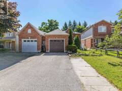 24 CHURCHLAND DRIVE Barrie Ontario, L4N 8P9